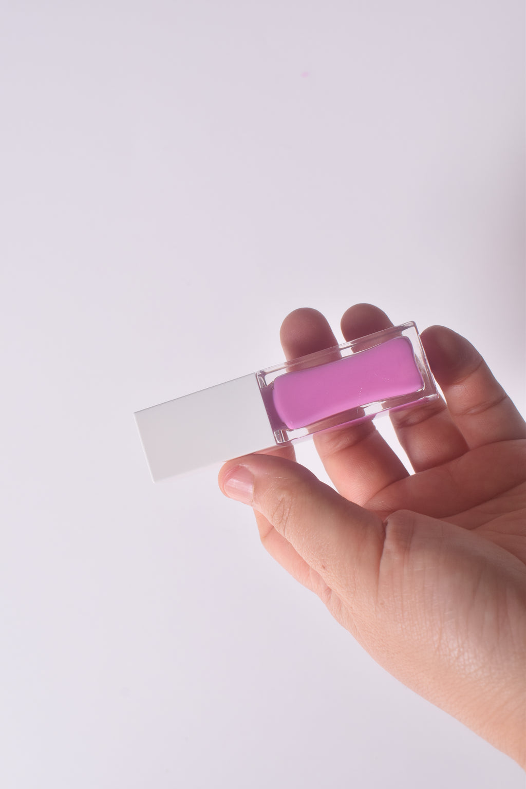 20 colors liquid blush MATTE &SHIMMER finished  clear tube with white cap.